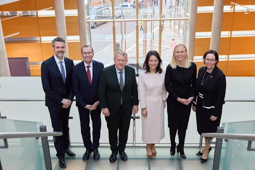Martin Eyjólfsson, ráðuneytisstjóri utanríkisráðuneytisins, Espen Barth Eide, utanríkisráðherra Noregs, Lars Løkke Rasmussen, utanríkisráðherra Danmerkur, Annalena Baerbock, utanríkisráðherra Þýskalands, Elina Valtonen, utanríkisráðherra Finnlands, og Maria Malmer Stenergard, utanríkisráðherra Svíþjóðar.