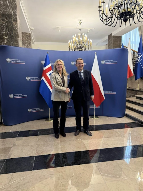 Þorgerður Katrín Gunnarsdóttir utanríkisráðherra og Radoslaw Sikorski, utanríkisráðherra Póllands.