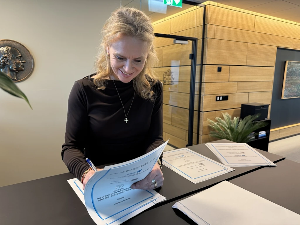Þorgerður Katrín Gunnarsdóttir, utanríkisráðherra, undirritar samning við UNESCO um framlengingu á samstarfi UNESCO og GRÓ 10.02.2026 