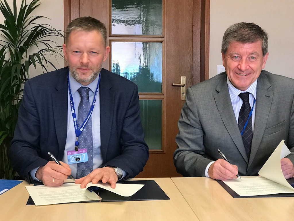 {image.Description}