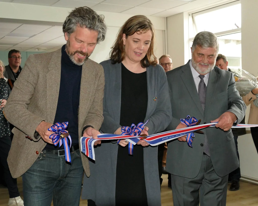 {image.Description}