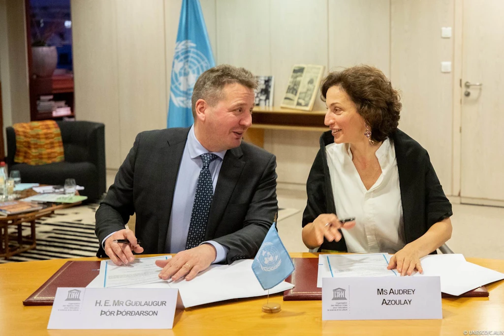 {image.Description}