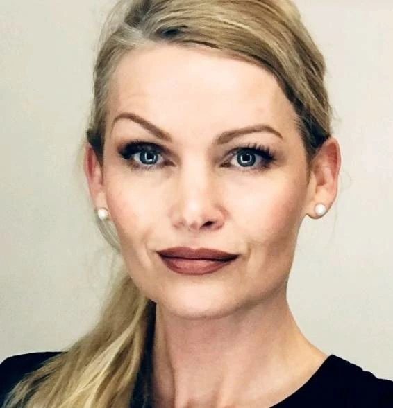 Anna Karen Svövudóttir samskiptaráðgjafi pólskumælandi