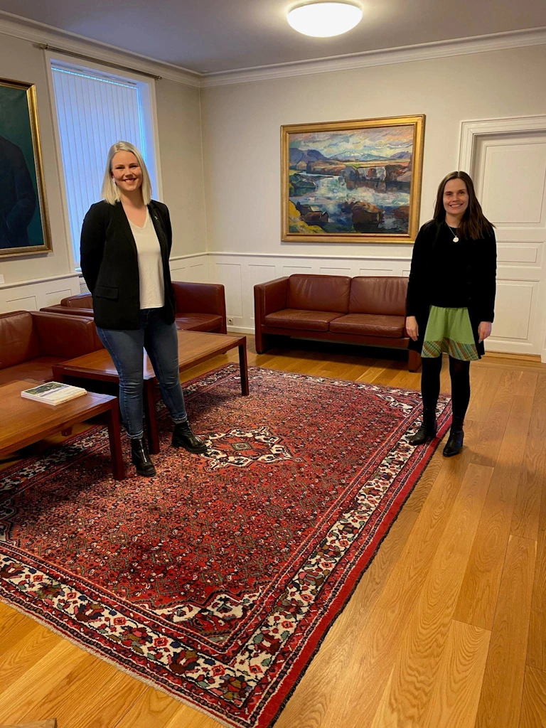 Þorbjörg Þorvaldsdóttir, formaður samtakanna ´78 og Katrín Jakobsdóttir, forsætisráðherra.