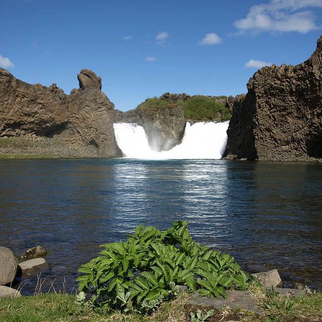 Hjálparfoss