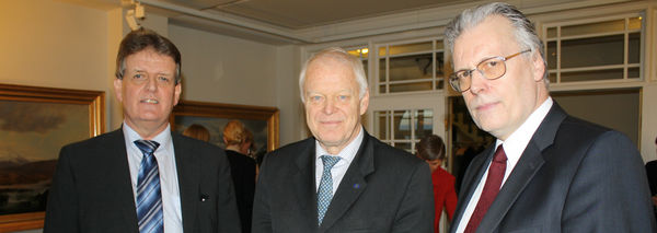Thomas Hammarberg átti viðræður bæði við Guðbjart Hannesson velferðarráðherra og Ögmund Jónasson innanríkisráðherra í dag. Thomas Hammarberg átti viðræður bæði við Guðbjart Hannesson velferðarráðherra og Ögmund Jónasson innanríkisráðherra í dag.