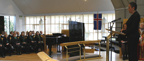 Ólöf Nordal innanríkisráðherra flutti ávarp við setningu prestastefnu í dag. Ólöf Nordal innanríkisráðherra flutti ávarp við setningu prestastefnu í dag.