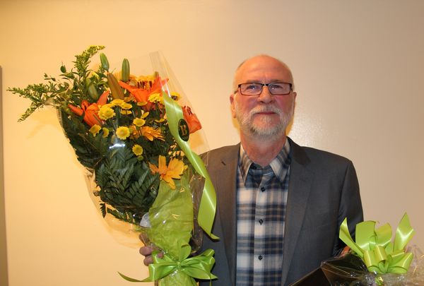 Þorláki Helgasyni framkvæmdastjóra Olweusarverkefnisins var veitt viðurkenning fyrir ötult starf í baráttunni gegn einelti í skólum Þorláki Helgasyni framkvæmdastjóra Olweusarverkefnisins var veitt viðurkenning fyrir ötult starf í baráttunni gegn einelti í skólum