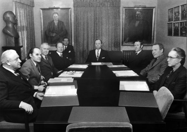 14 Fyrsta ráðuneyti Ólafs Jóhannessonar með breytingum 16. júlí 1973 Fyrsta ráðuneyti Ólafs Jóhannessonar með breytingum 16. júlí 1973